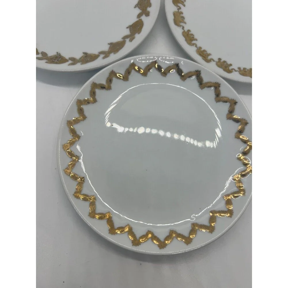 Set of 3 Lilly Pulitzer Target White Gold 5” plates elephant glass decor turtle
